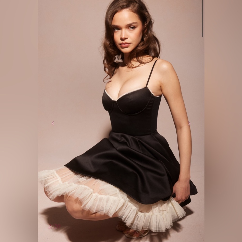 NWT House of CB Minimoiselle